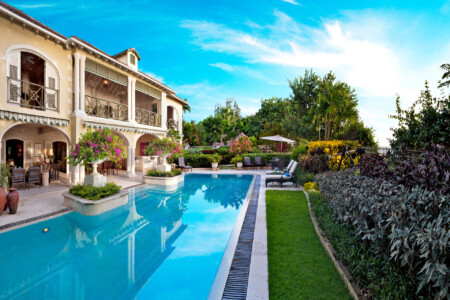 photo showing Luxury Beachfront Villa in Barbados